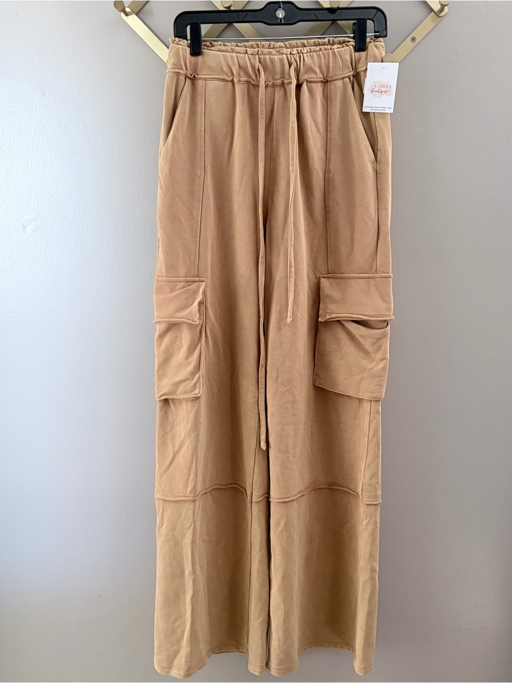 Ces Femme Boho Cargo Sweatpants NWT Small Tan Wide Leg